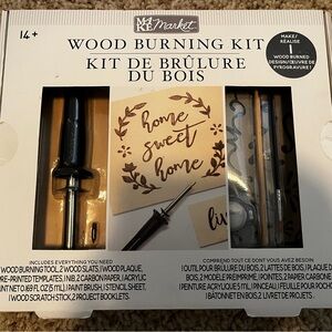 Wood Stencil Kit - NWT